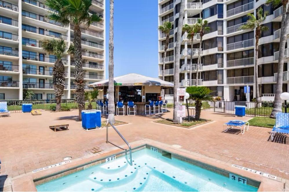 Resort Royale And Tennis Club South Padre Island